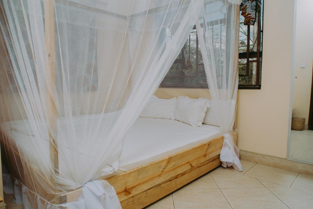 Hostel White House Of Tanzania Arusha Exterior foto