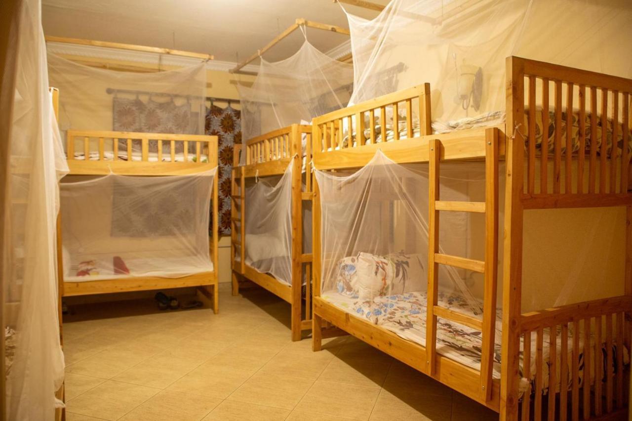 Hostel White House Of Tanzania Arusha Exterior foto