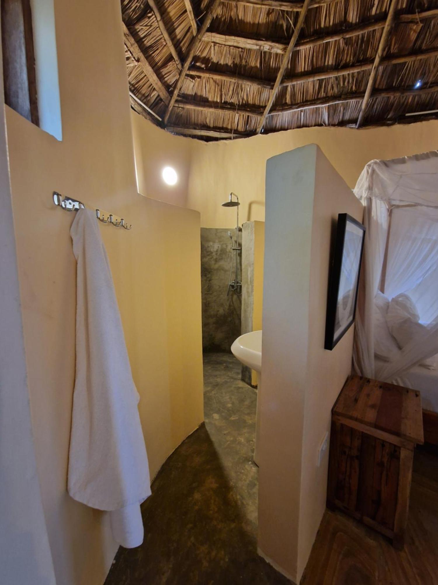 Hostel White House Of Tanzania Arusha Exterior foto