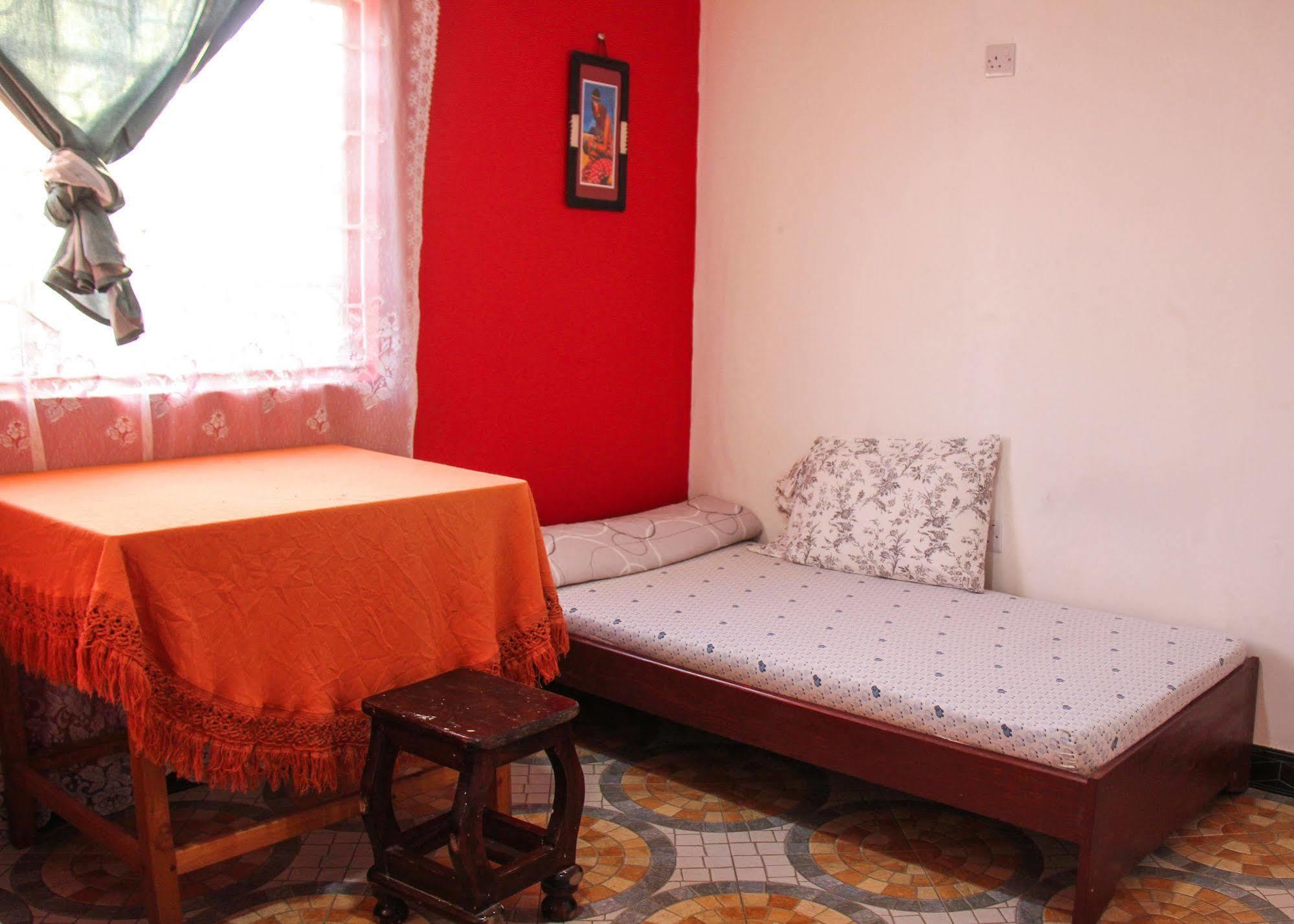 Hostel White House Of Tanzania Arusha Exterior foto
